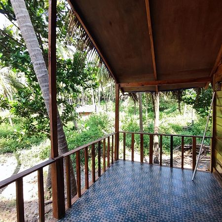 Sea Front Cottage Little Khola Cola Exterior foto