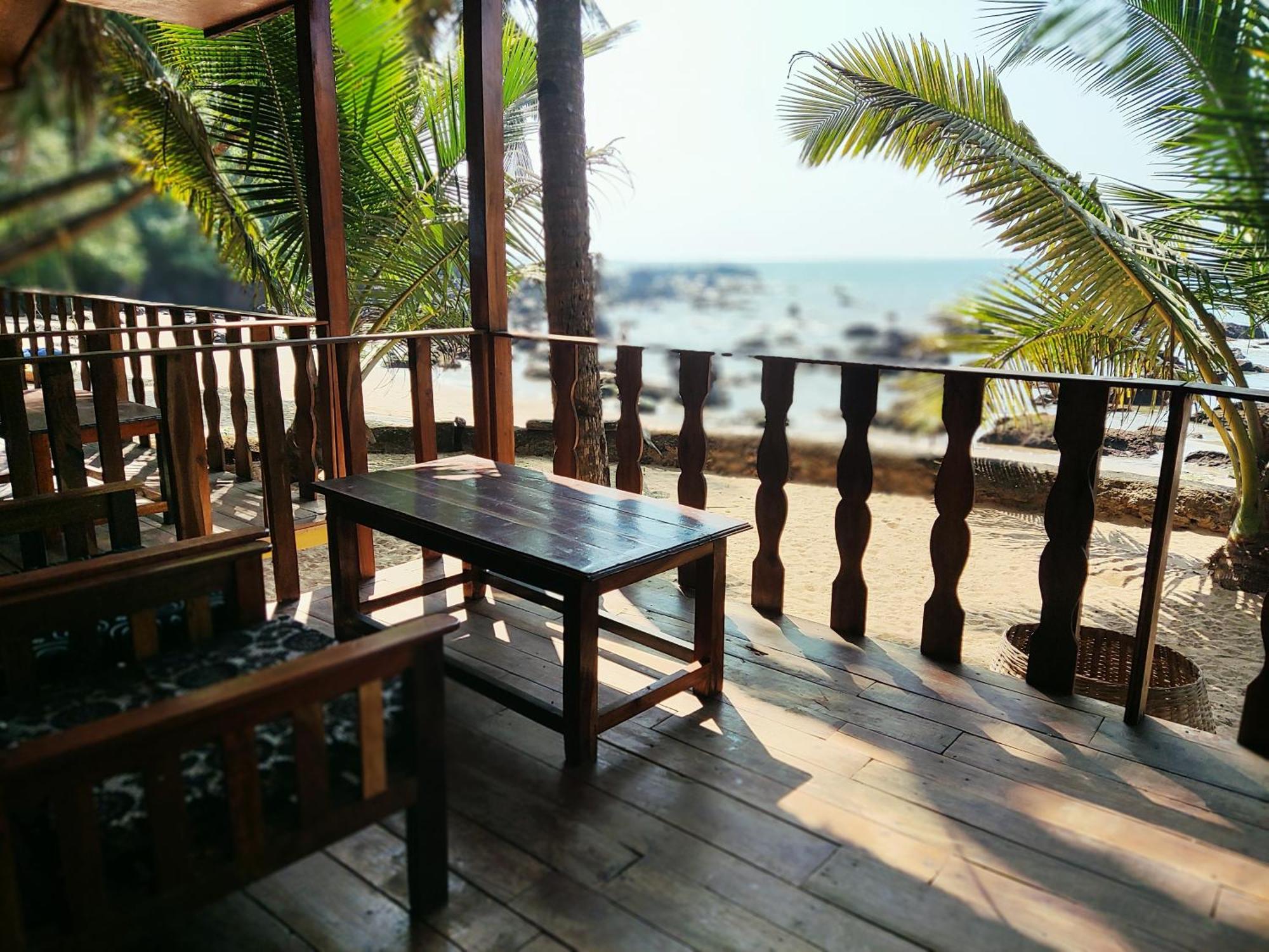 Sea Front Cottage Little Khola Cola Exterior foto